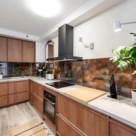 Apartment Retreat *